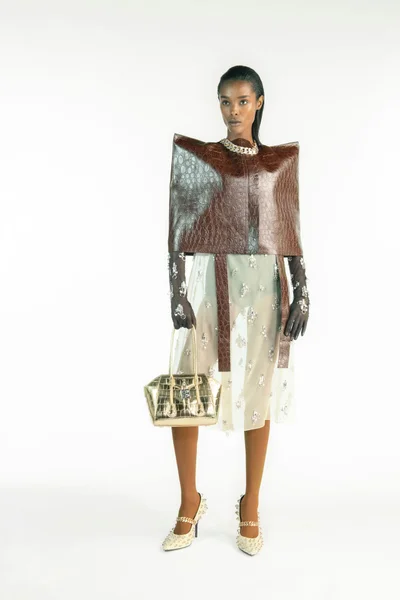 Look 50